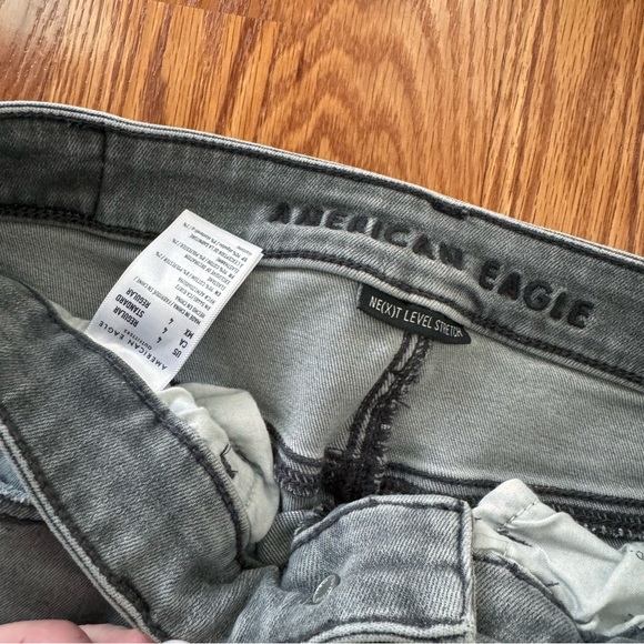 EUC, AE Next Level Super High-Waisted 
Jegging, Size 4 - Picture 2 of 6
